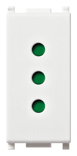 2P+E 10A P11 outlet white