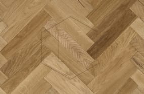 HW113 Gold Leaf European Oak Herringbone Prime Grade 70mm x 350mm Solid Wood Flooring