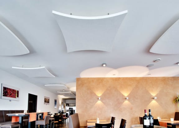 Curve ceiling