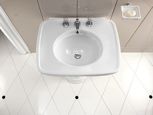 Basin Con Colonna