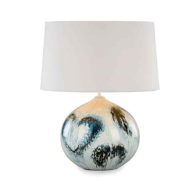 Table lamp ceramic, round, white with blue heart motif and with natural coloured linen shade