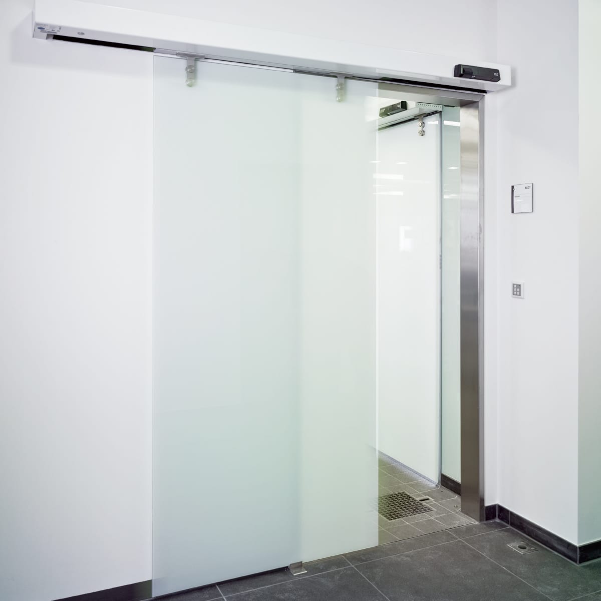 Dorma  St Manet Automatic Sliding Door