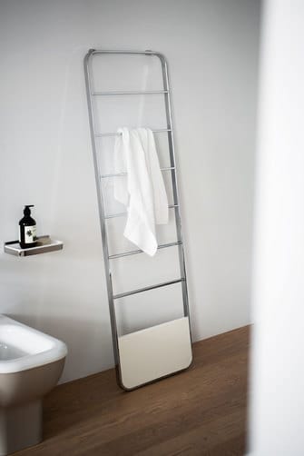 Memory heated Towel Rail