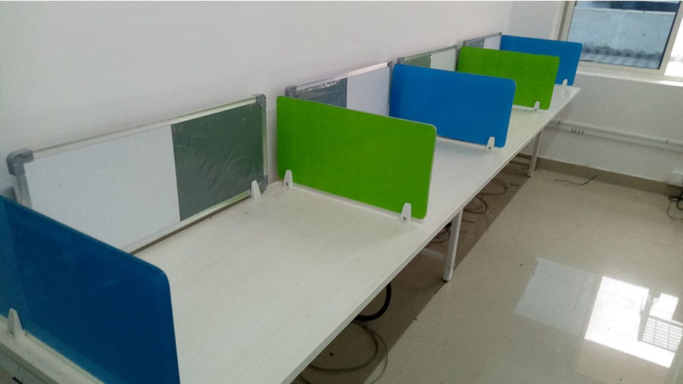 Open top workstation Custom color Pin board writing board