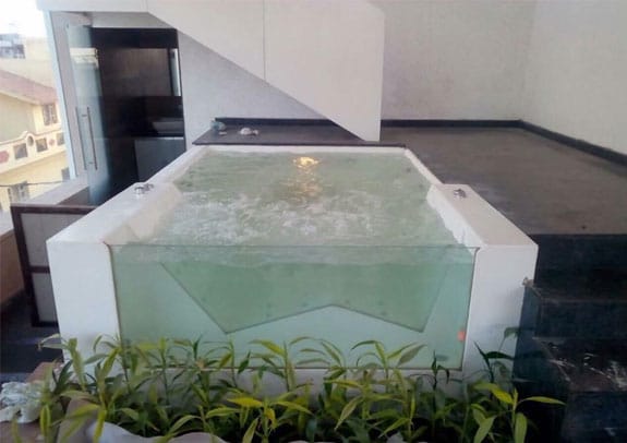 Jacuzzi Ox Spa Whirlpool